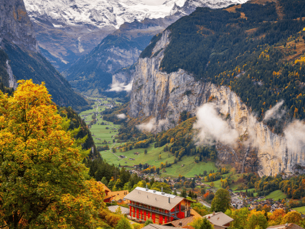 Lauterbrunnen Valley in Switzerland, an ideal backdrop for corporate and incentive groups with a DMC in Switzerland