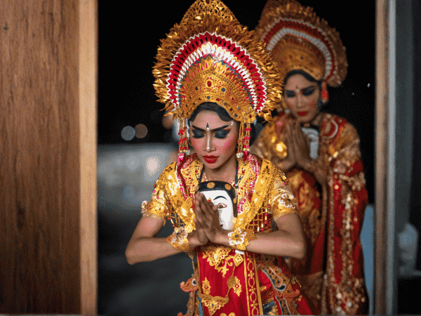 DMC-Indonesia-Bali Traditional Woman